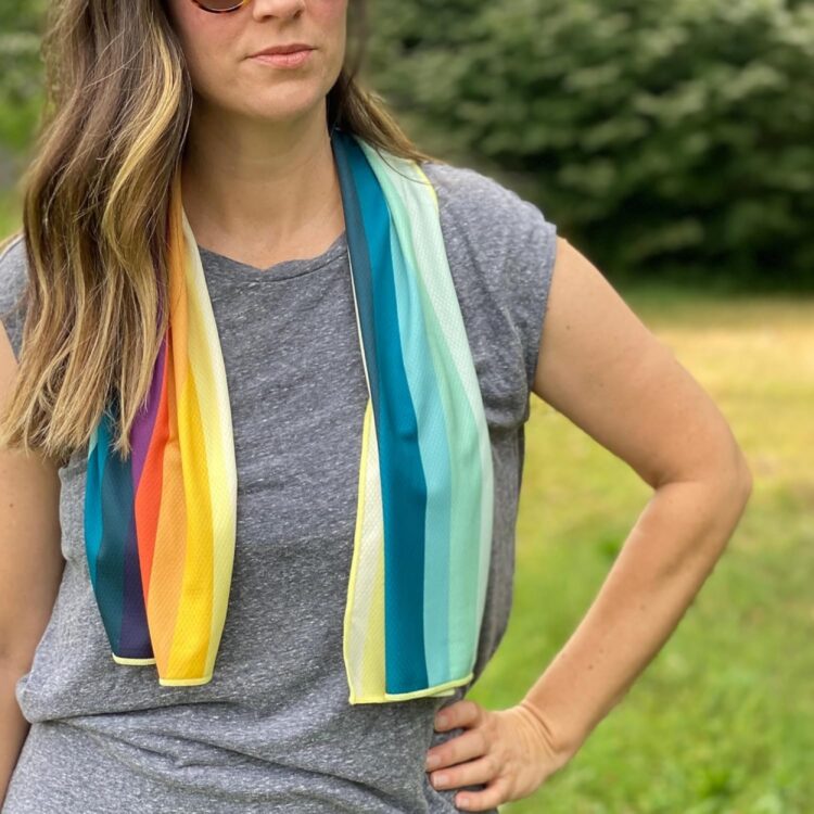SHAKEitCOOL Extended Size Cooling Towel